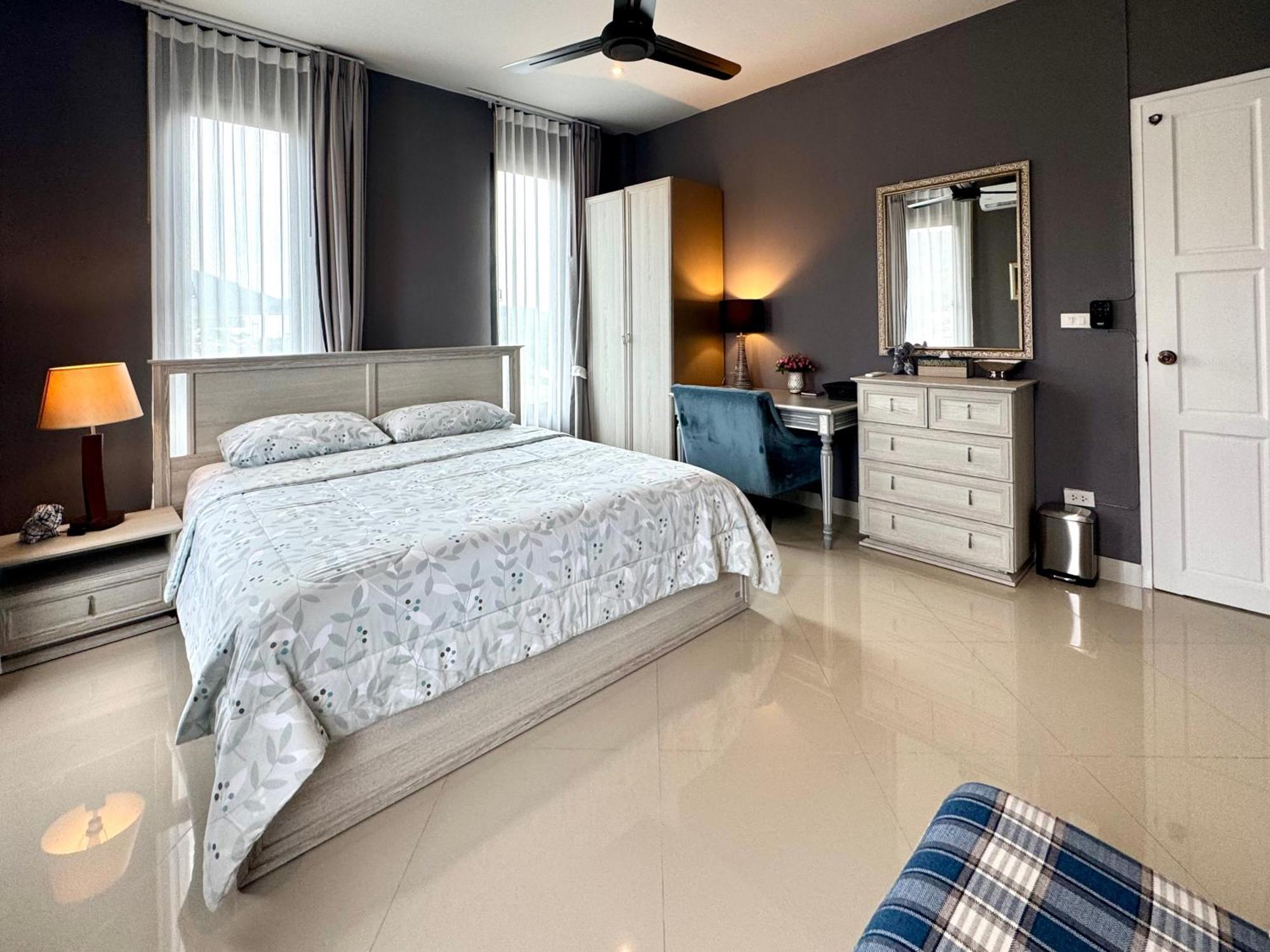 Klong Muang Beach Apartment Room photo