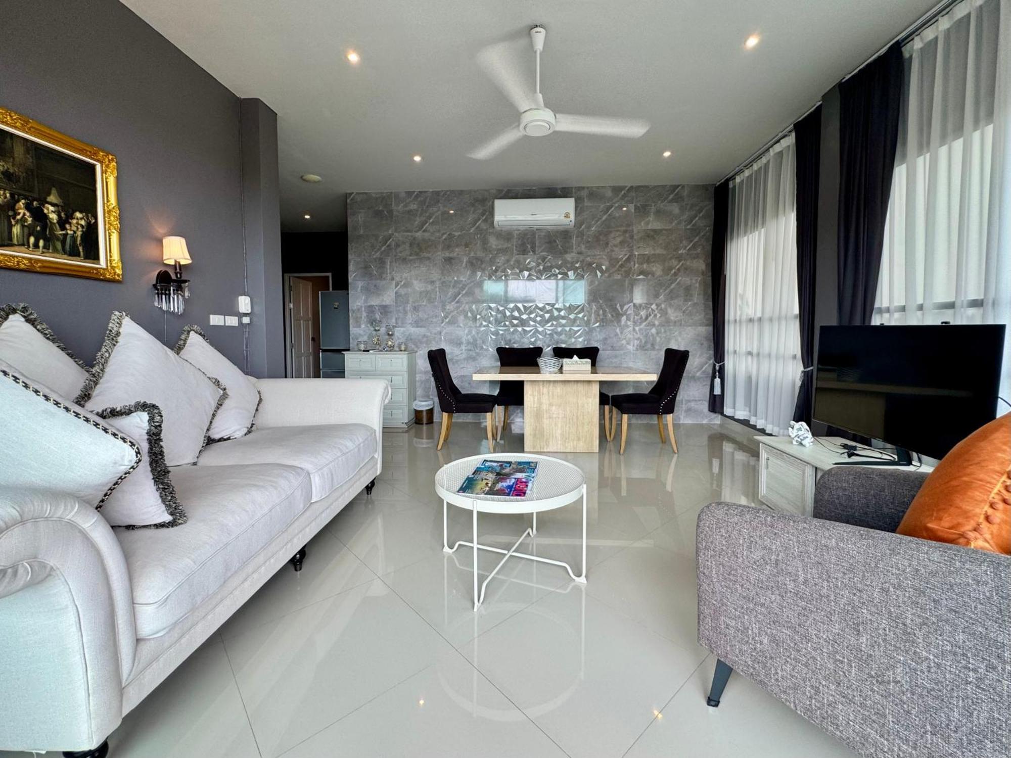 Klong Muang Beach Apartment Room photo