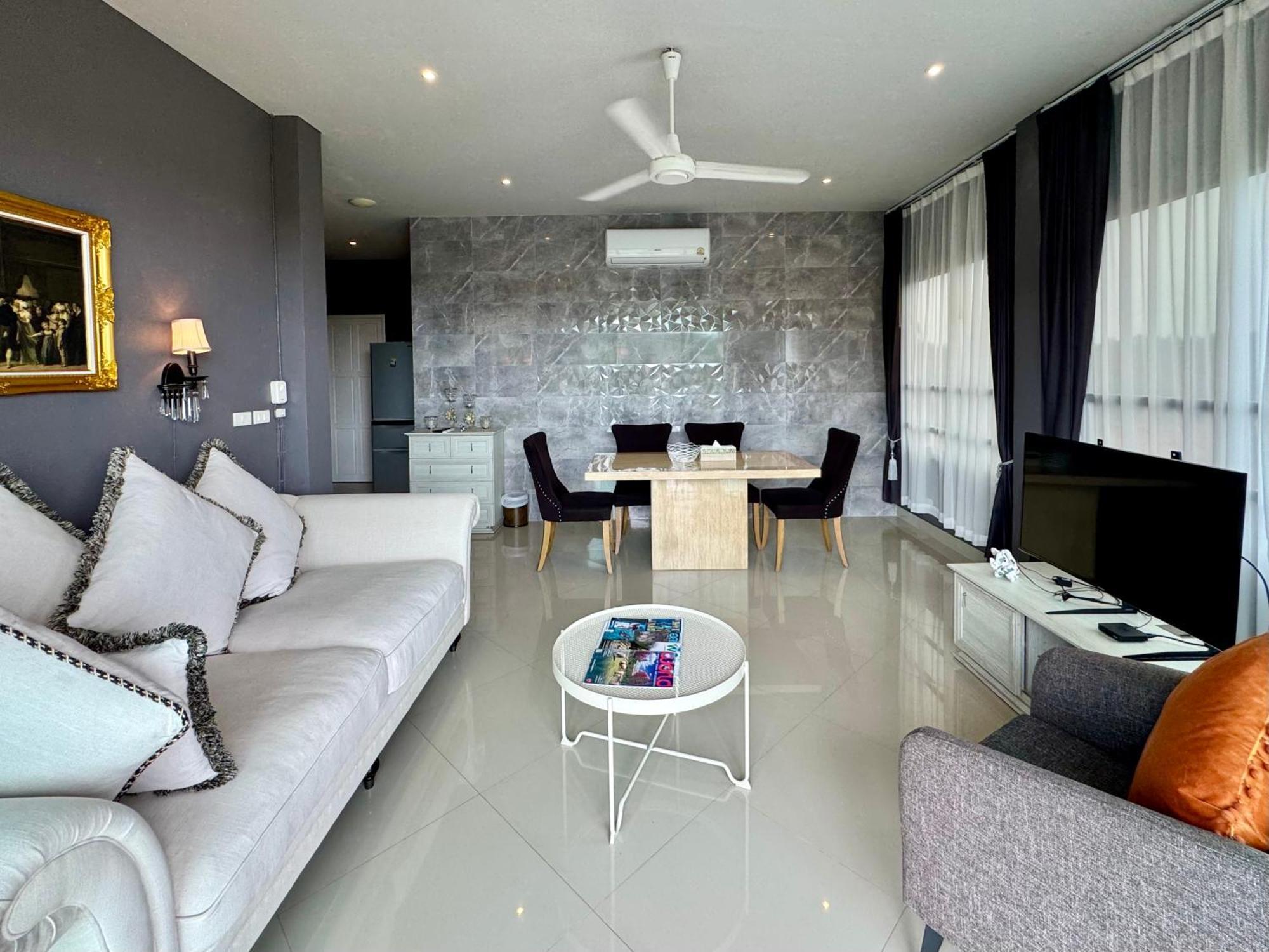 Klong Muang Beach Apartment Room photo